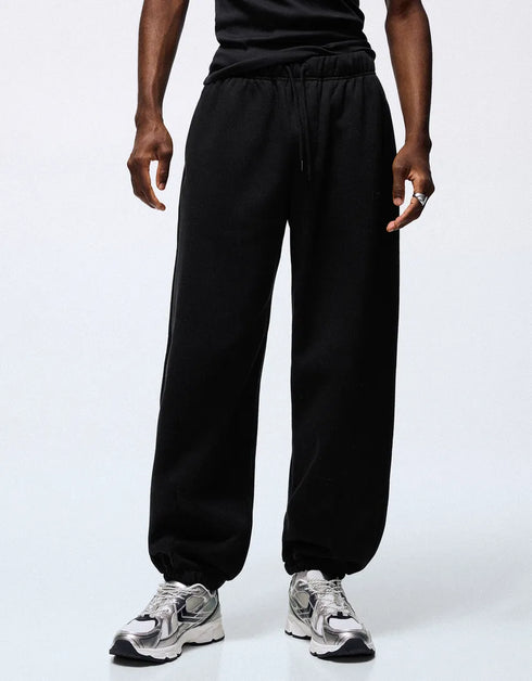 BERSHKA BASIC BAGGY FIT JOGGER - BLACK