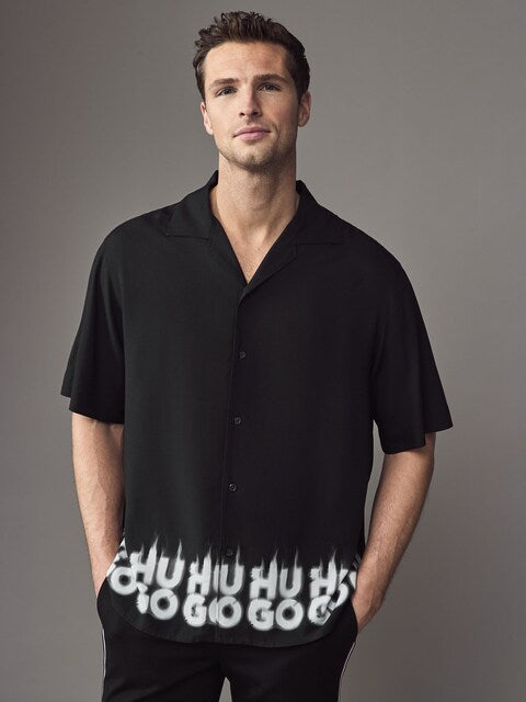 HUGO OVERSIZED SHIRT WITH SMOKE LOGO-PRINT HEM - BLACK