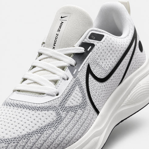 NIKE MEN'S LIGHT GREY & BLACK BREATHABLE MESH RUNNING SHOES