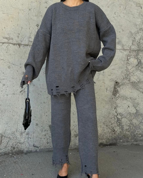 WOMEN KNITTED DISTRESSED CO-ORD SET - GREY