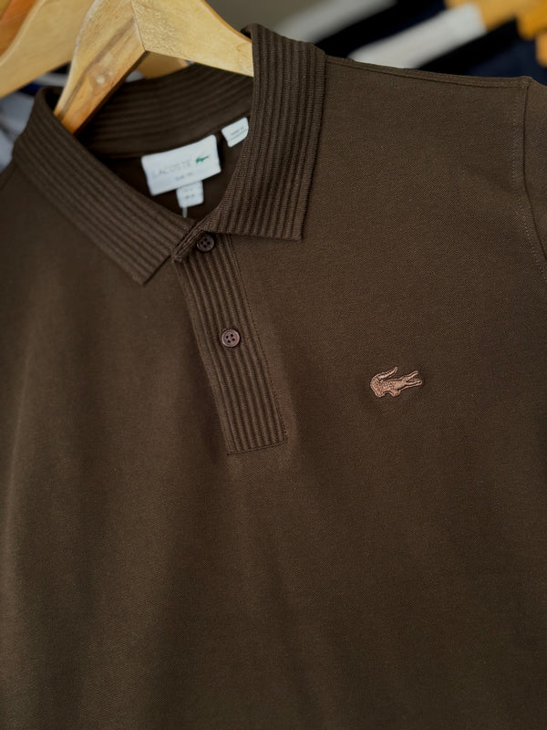 LACOSTE CLASSIC PIQUÉ POLO – BROWN