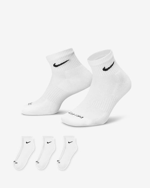NIKE EVERYDAY PLUS CUSHIONED TRAINING ANKLE SOCKS (3 PAIRS)