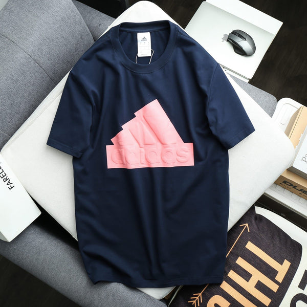 ADIDAS FUTURE ICONS BADGE TEE