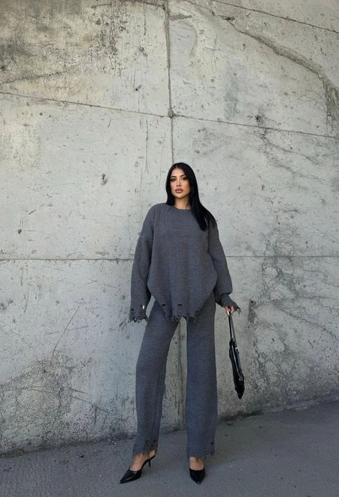 WOMEN KNITTED DISTRESSED CO-ORD SET - GREY