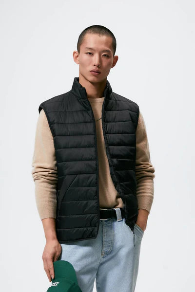 ZARA SLEEVELESS LIGHTWEIGHT PADDED GILET – BLACK