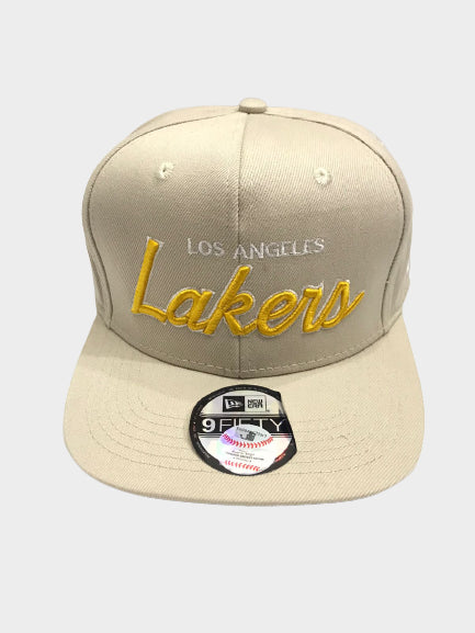 NEW ERA LOS ANGELES LAKERS SCRIPT UP EDITION 9FIFTY SNAPBACK CAP - BEIGE