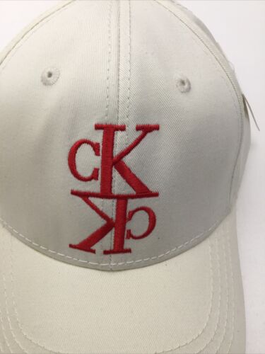 CALVIN KLEIN EMBROIDERED CAP