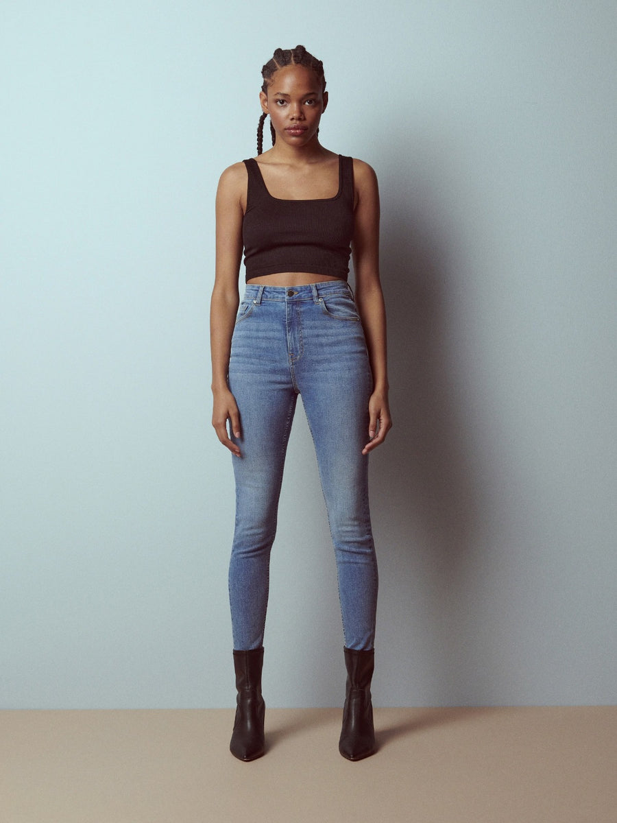 RESERVED DENIM SLIM HIGH RISE – MUQQI